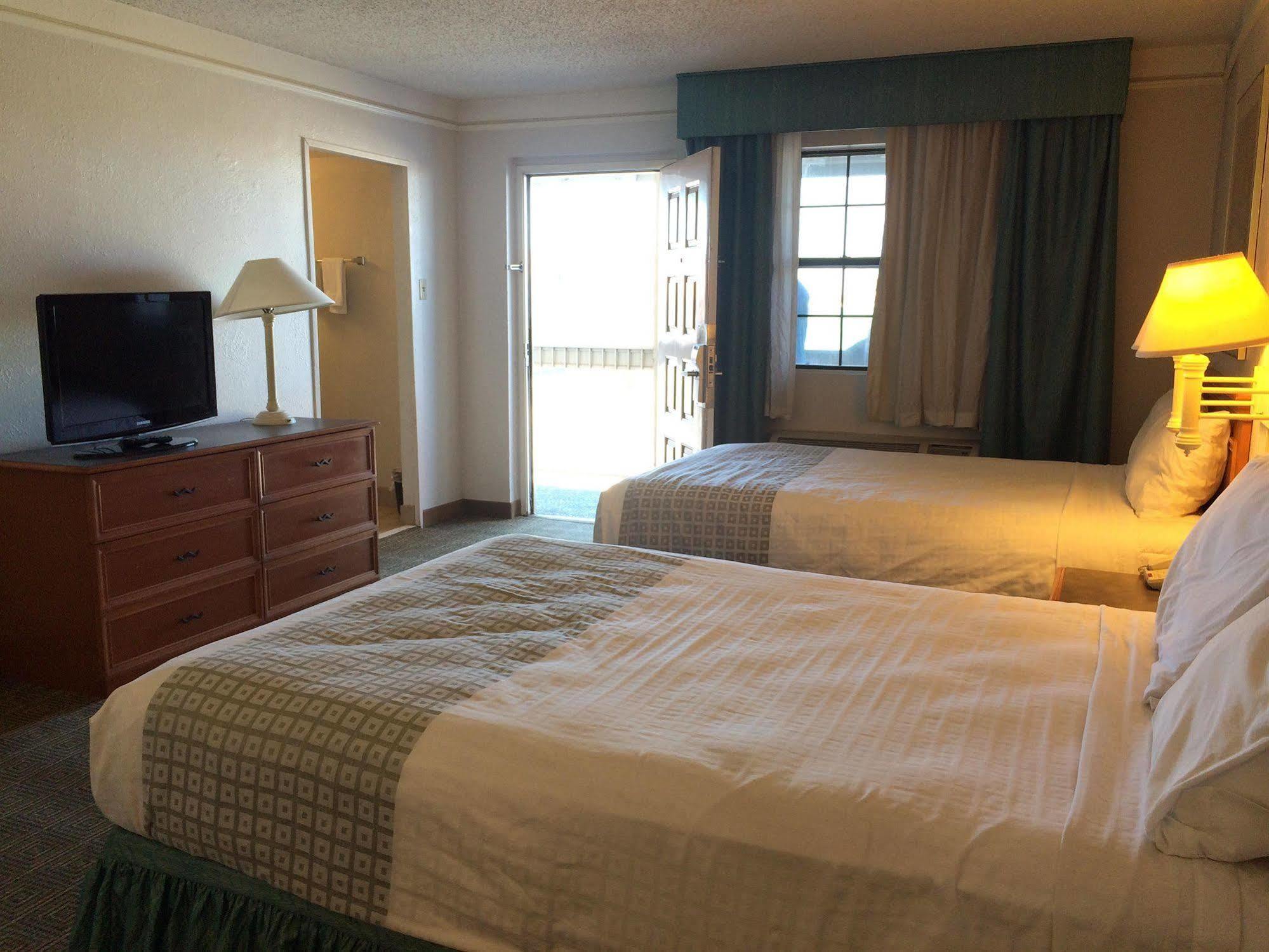 Hemp Inn Oklahoma City South Экстерьер фото